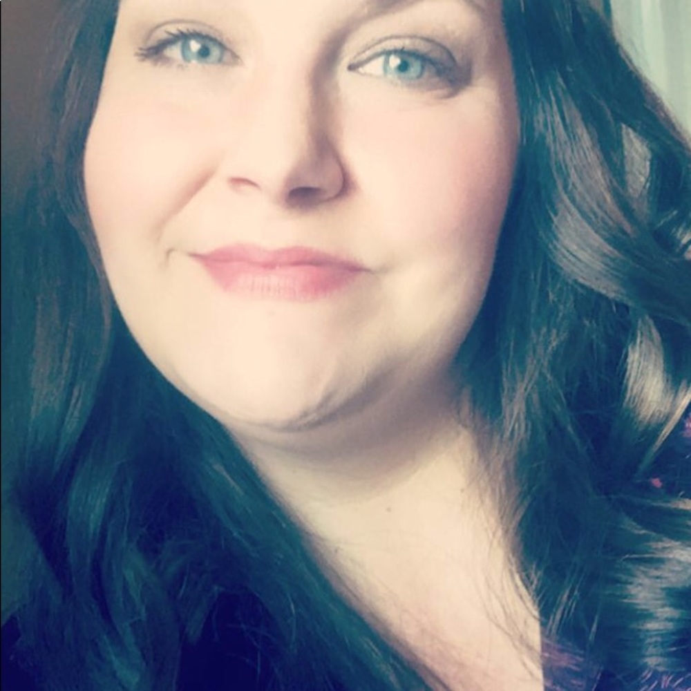 Meet your Posher, Alisha